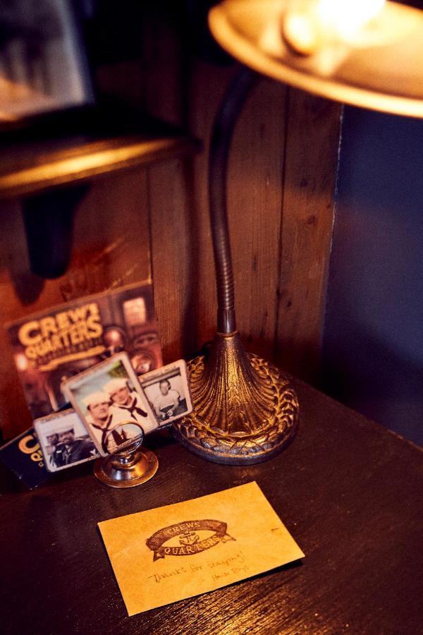 Hotel Crew'S Quarters Boarding House - Caters To Men Provincetown Exterior foto